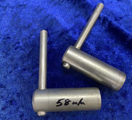 Axle Pull - D20 x 58mm long (NOS)